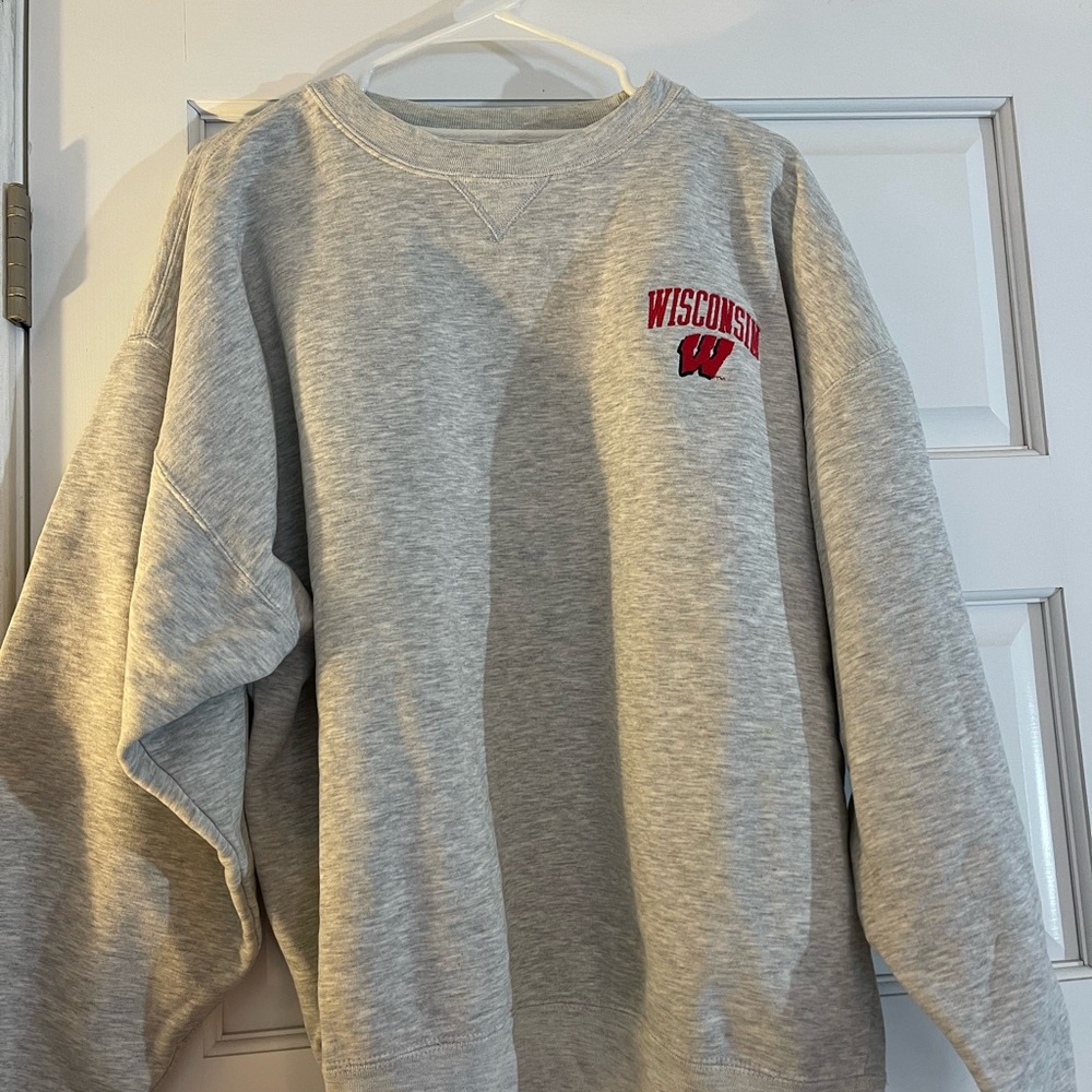 WISCONSIN CREWNECK